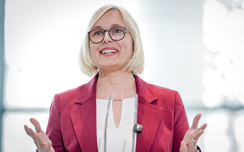 Christiane Schenderlein (CDU), die Staatsministerin für Sport und Ehrenamt  - Foto: Kay Nietfeld/dpa