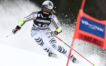 Emma Aicher hielt den Kampf um den Gesamtweltcup bis zum Schluss spannend. - Foto: Gabriele Facciotti/AP/dpa