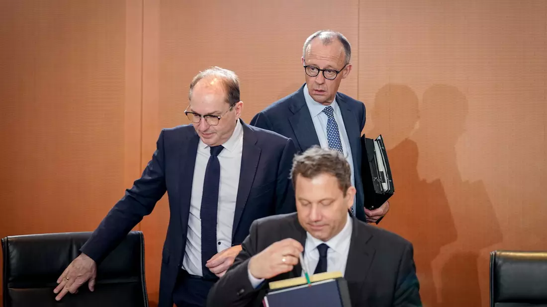 CDU, CSU und SPD wollen in den nächsten Wochen Reformen aushandeln.  - Bild: Kay Nietfeld/dpa