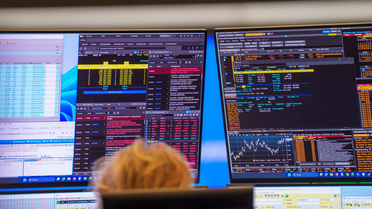 Börse Frankfurt: Unternehmen kaufen so viele Aktien zurück wie nie zuvor (Archivbild) - Foto: Andreas Arnold/dpa