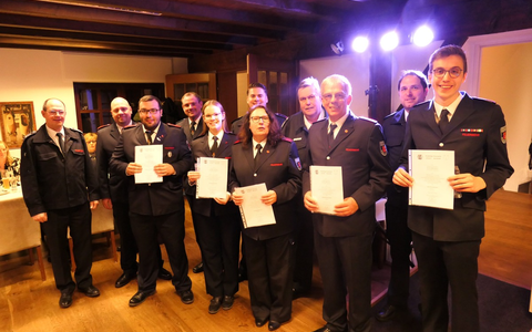 Feuerwehr Kalkar: Kameradschaftsabend der Freiwilligen Feuerwehr Appeldorn im Zeichen von 100 Jahren Gemeinschaft - Foto: presseportal.de