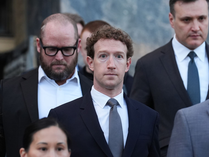 Auch Meta-Chef Mark Zuckerberg wurde in dem Prozess vor Geschworenen befragt. (Archivbild) - Foto: Damian Dovarganes/AP/dpa