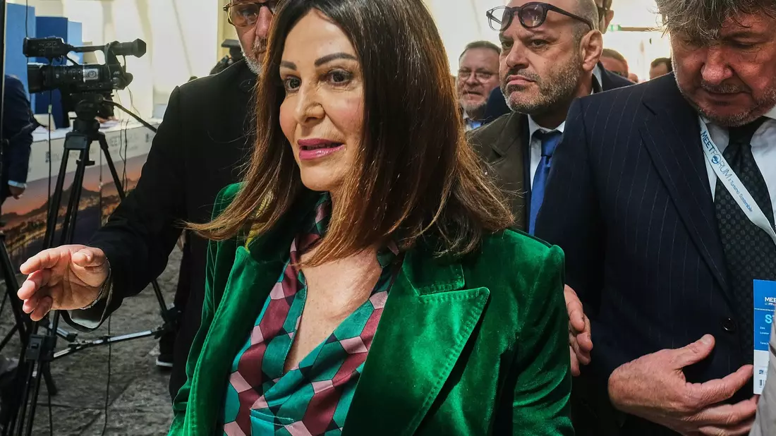 Italiens bisherige Tourismusministerin Daniela Santanchè hat ihren Rücktritt erklärt. (Archivbild)  - Bild: Antonio Balasco/LPS via ZUMA Press Wire/dpa