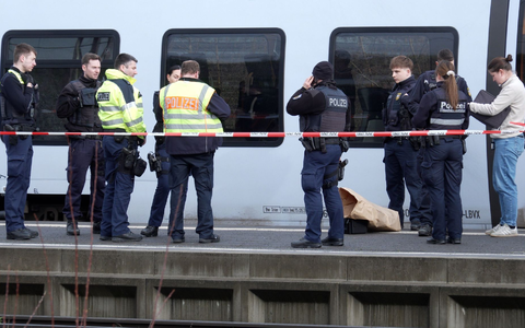 Der Verdächtige wurde vor Ort festgenommen. - Foto: Thorsten Kremers/dpa