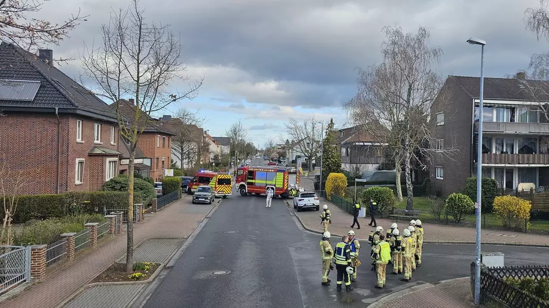 FW Lehrte: Gasaustritt im Keller sorgt für Feuerwehreinsatz - Bild: presseportal.de