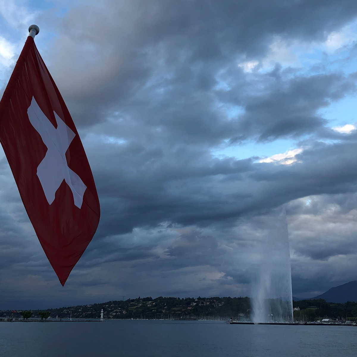 Bröckelt das Image der Schweiz als Musteridylle? (Archivbild) - Foto: Christiane Oelrich/dpa