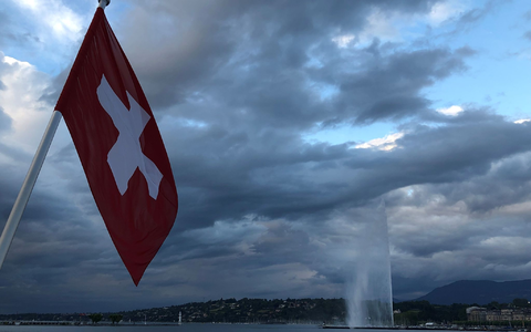 Bröckelt das Image der Schweiz als Musteridylle? (Archivbild) - Foto: Christiane Oelrich/dpa