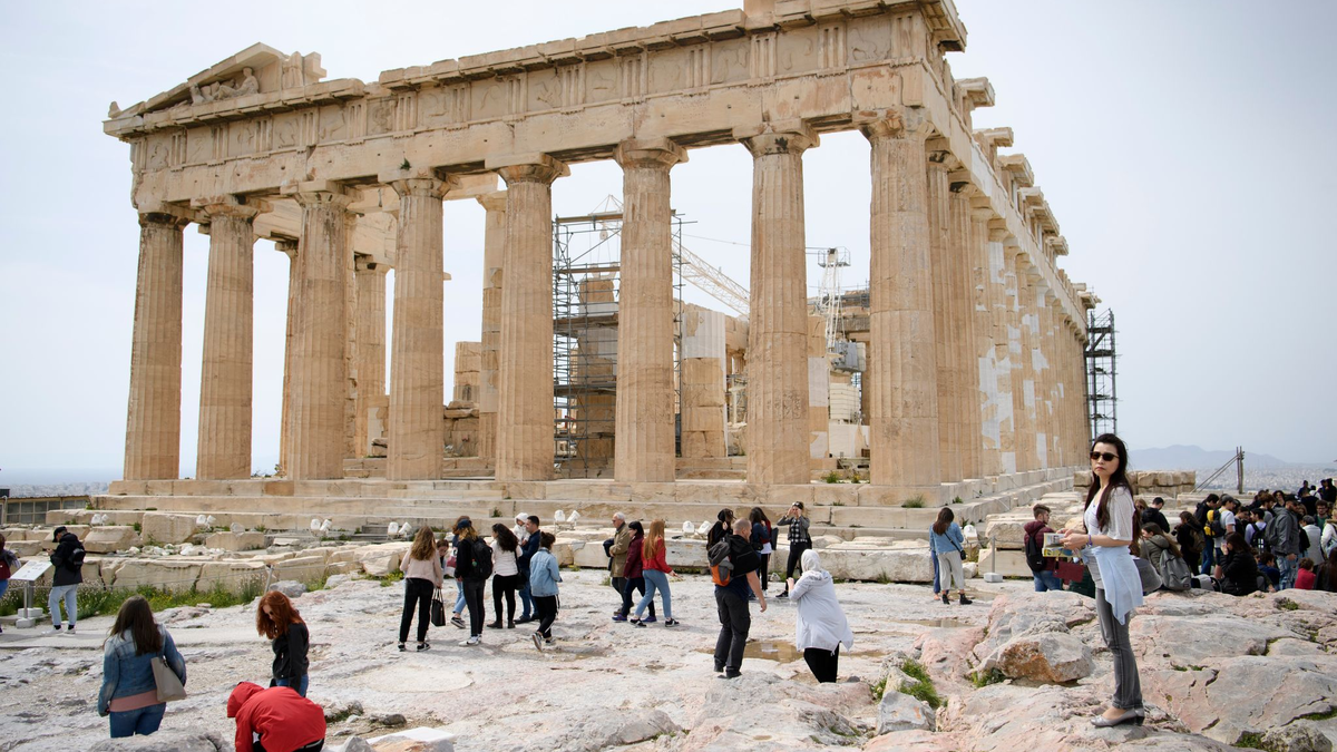 Die Akropolis steht stellvertretend für die attische Demokratie im alten Griechenland - es gab jedoch noch viel mehr partizipative Regierungsformen in der Antike. (Archivbild)  - Foto: Laurent Gillieron/KEYSTONE/dpa