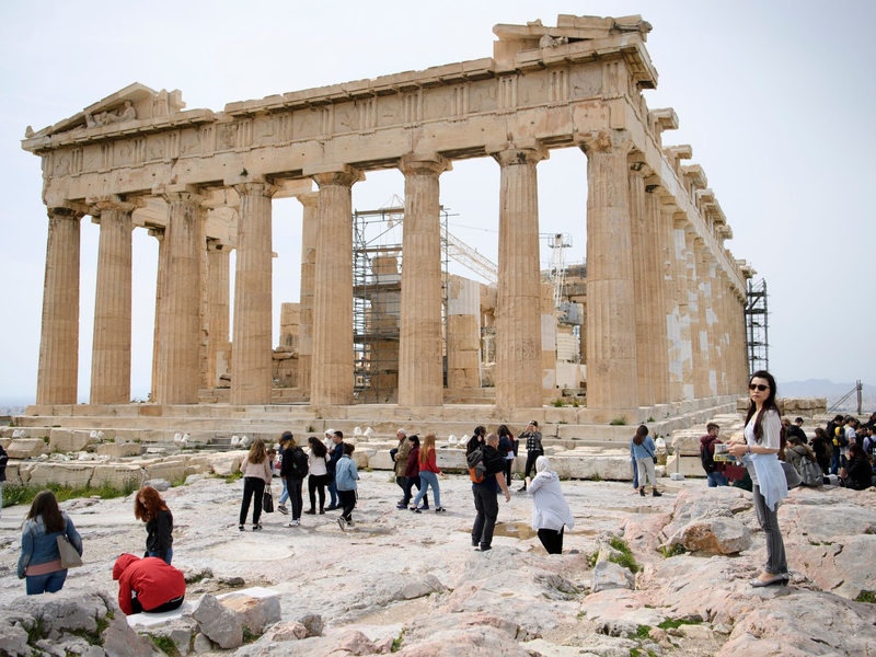 Die Akropolis steht stellvertretend für die attische Demokratie im alten Griechenland - es gab jedoch noch viel mehr partizipative Regierungsformen in der Antike. (Archivbild)  - Foto: Laurent Gillieron/KEYSTONE/dpa