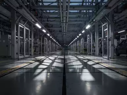 Mercedes-Benz: Betriebsratswahlen erschüttern traditionelle Machtverhältnisse - Foto: über boerse-global.de