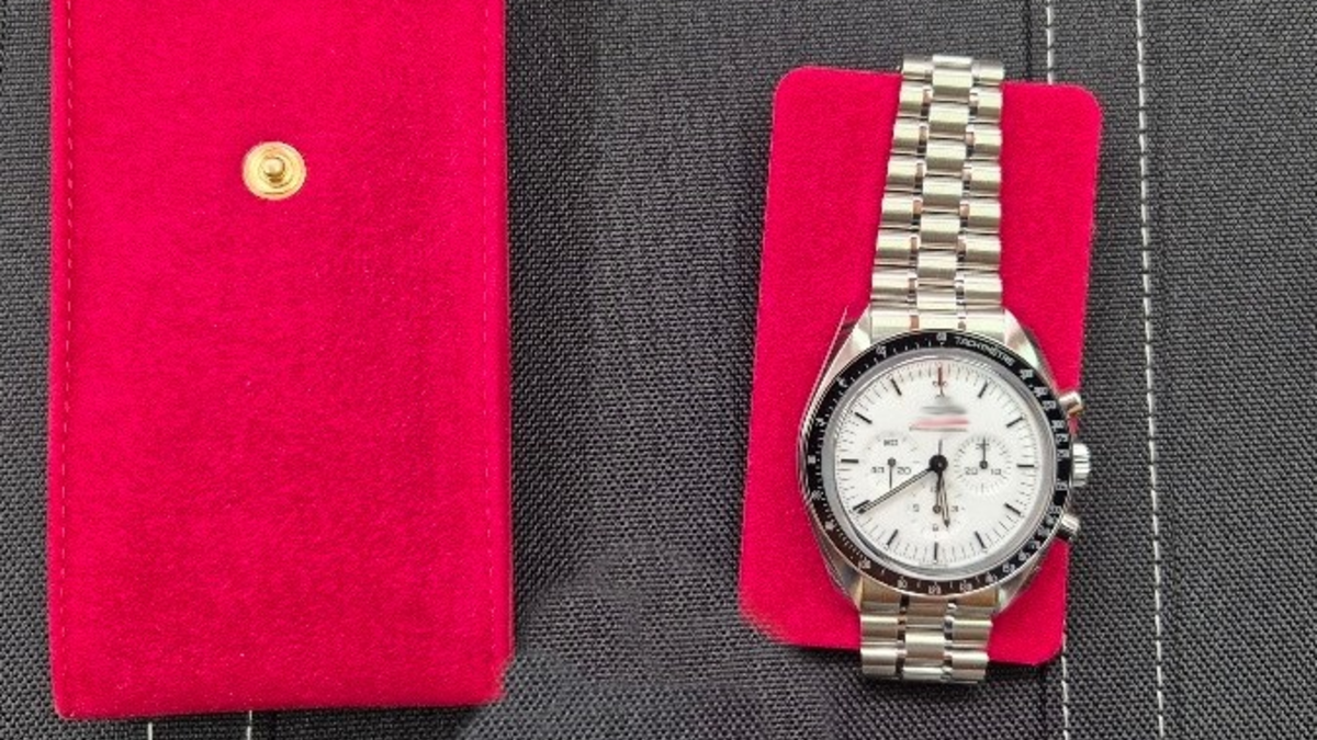 HZA-SI: Zoll stellt Luxuswaren im Wert von über 24.000 Euro fest - Freigrenze um mehr als das 80-fache überschritten - Foto: presseportal.de