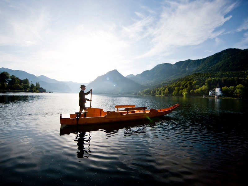 Ausseerland Frühjahrsgefühle: Plättenfahrt, Kulinarik und tiefblaue Seen - Foto: presseportal.de