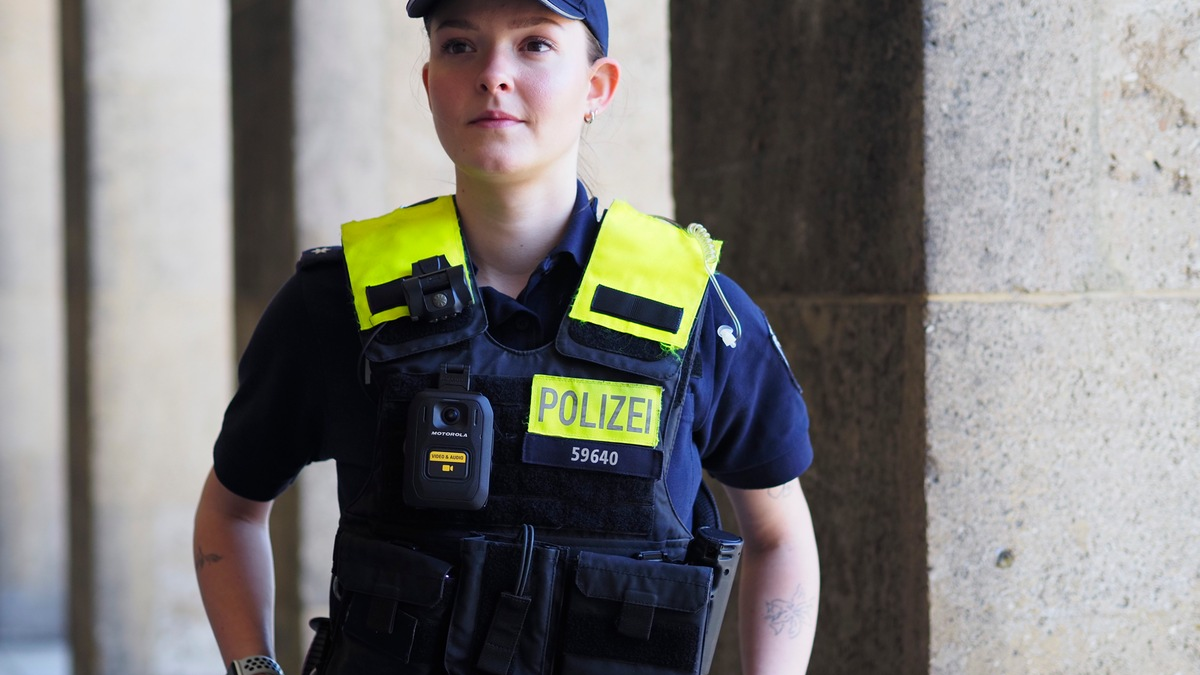 Motorola Solutions Bodycams unterstützen Berlins Engagement für mehr Sicherheit / 3.000 Bodycams sorgen für mehr Transparenz, Schutz und Sicherheit im Einsatz - Foto: presseportal.de