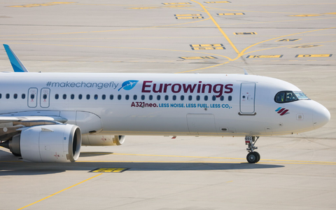 Wegen der hohen Nachfrage fliegt Eurowings zusätzliche Verbindungen nach Westeuropa. (Archivbild) - Foto: Christoph Schmidt/dpa