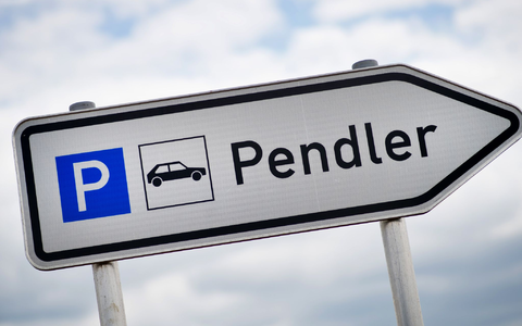 Wird die Pendlerpauschale angehoben? - Foto: David-Wolfgang Ebener/dpa