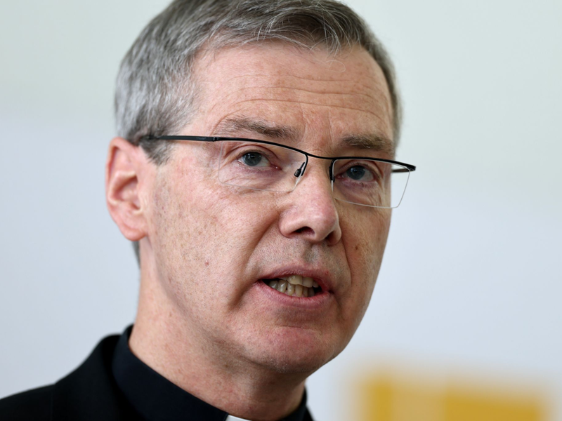 Heiner Wilmer, der bisherige Bischof des Bistums Hildesheim, wird in Münster Nachfolger von Felix Genn. (Archivbild) - Foto: Daniel Löb/dpa
