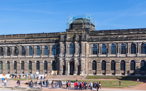 Das nach Dresden zurückgekehrte Werk von Lucas Cranach dem Älteren soll später in der Gemäldegalerie Alte Meister ausgestellt werden (Archivbild).  - Foto: Monika Skolimowska/dpa-Zentralbild/dpa