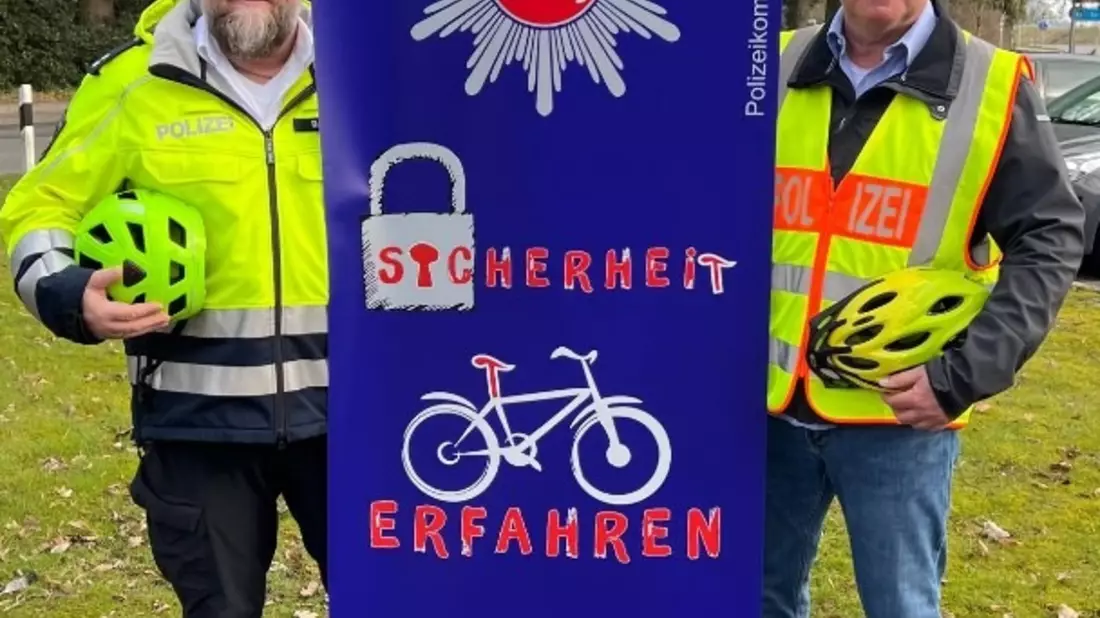 POL-EL: Nordhorn - Präventionsprojekt Sicherheit erfahren der Polizei Nordhorn - Radtouren für Erwachsene - Bild: presseportal.de