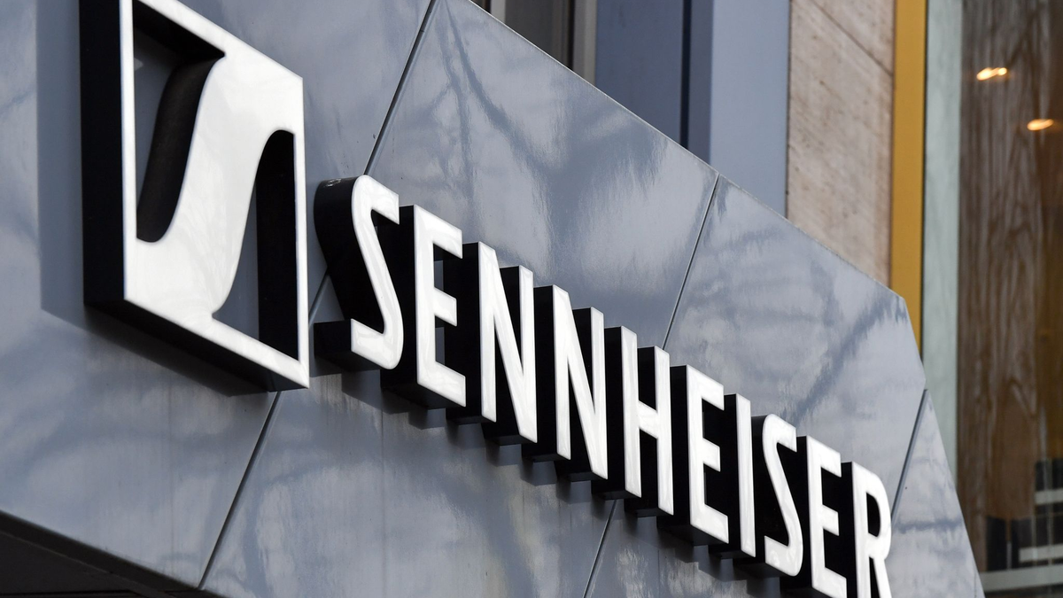 Die Kopfhörer-Marke «Sennheiser» soll schon wieder den Besitzer wechseln. (Archivfoto) - Foto: Jens Kalaene/dpa-Zentralbild/dpa