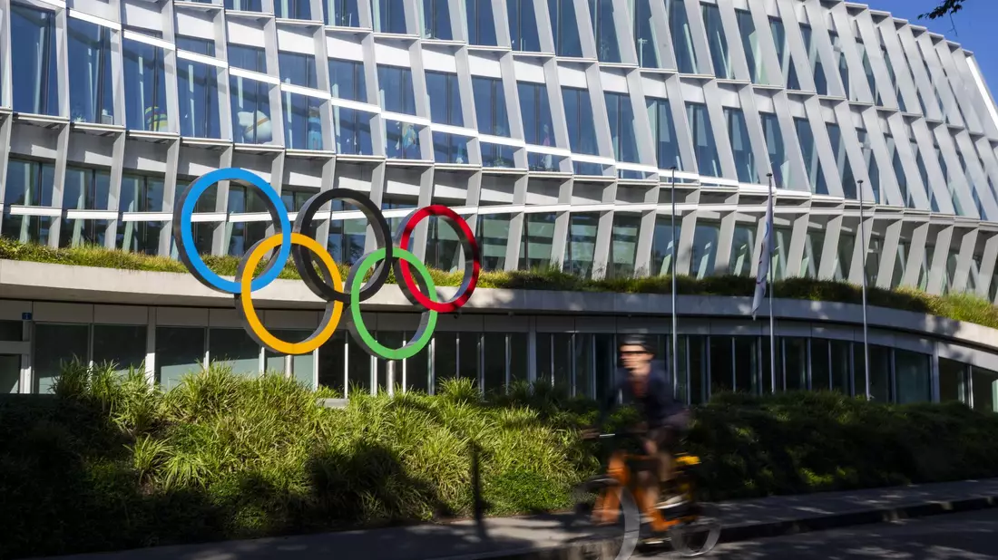 Das IOC fordert Geschlechtstests von allen Sportlerinnen für die Teilnahme an internationalen Wettbewerben. (Archivbild) - Bild: Martial Trezzini/KEYSTONE/dpa