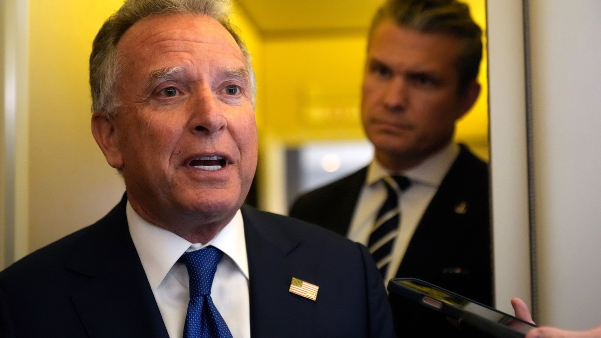 Witkoff bestätigt 15-Punkte-Plan (Archivbild). - Foto: Mark Schiefelbein/AP/dpa