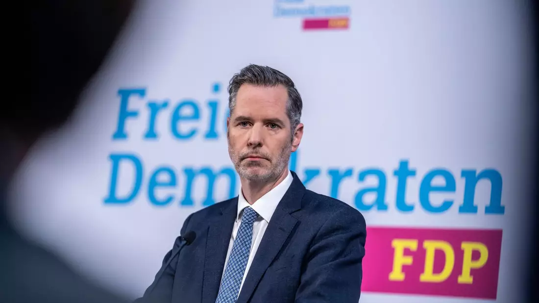 Der FDP-Bundesvorsitzende Christian Dürr will Parteichef bleiben. (Archivbild) - Bild: Michael Kappeler/dpa