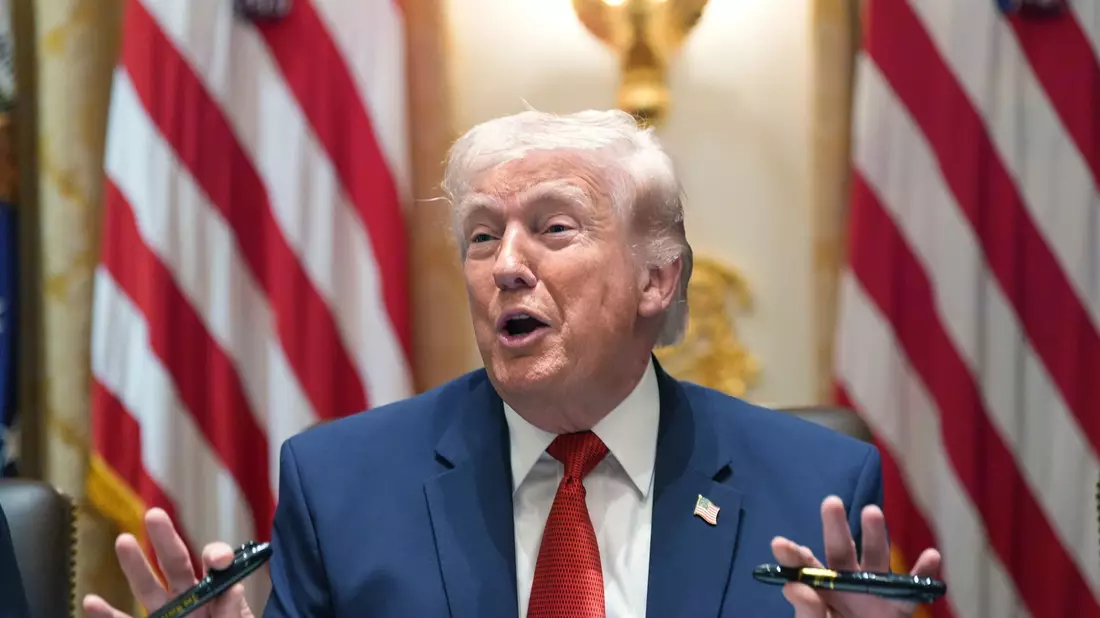 Trump hatte dem Iran mit Angriffen auf Kraftwerke gedroht.  - Bild: Alex Brandon/AP/dpa