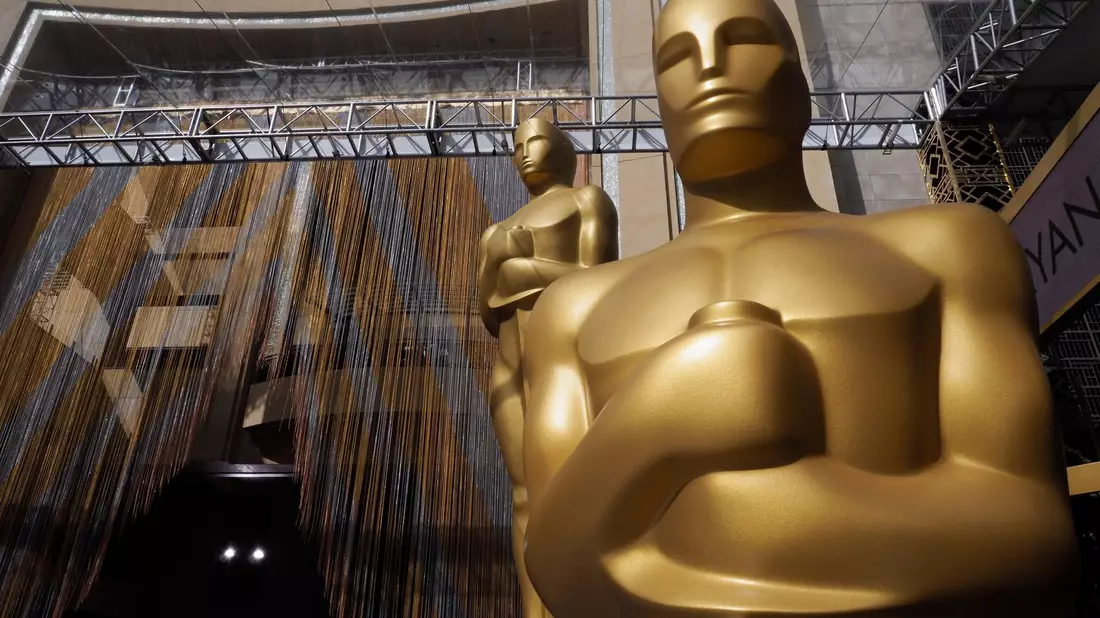 Im Dolby Theatre am Hollywood Boulevard finden die Oscars seit 2002 statt - und 2028 wohl zum letzten Mal. (Archivbild) - Bild: picture alliance / dpa