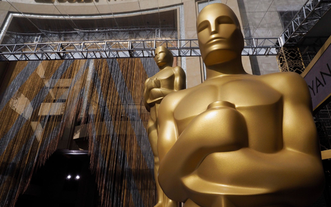 Im Dolby Theatre am Hollywood Boulevard finden die Oscars seit 2002 statt - und 2028 wohl zum letzten Mal. (Archivbild) - Foto: picture alliance / dpa
