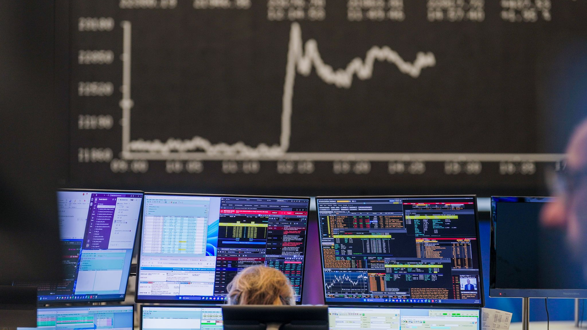 Für viele DAX-Konzerne war 2025 ein Krisenjahr. (Symbolbild) - Foto: Andreas Arnold/dpa