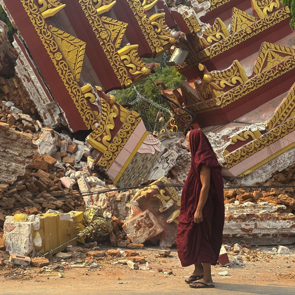 In den Regionen Sagaing und Mandalay wurden auch viele heilige Stätten zerstört. (Archivbild) - Foto: Thein Zaw/AP/dpa