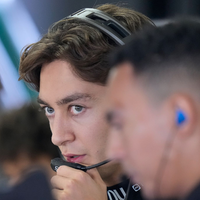 WM-Spitzenreiter George Russell musste sich im Japan-Training geschlagen geben.  - Foto: Eugene Hoshiko/AP/dpa