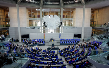 Für die neue Altersvorsorge gab es eine klare Mehrheit.  - Foto: Kay Nietfeld/dpa