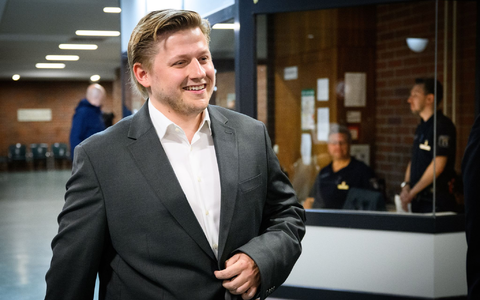 Ein spitzer Kommentar des Satirikers El Hotzo zum Attentat auf Donald Trump im US-Wahlkampf hat erneut die Berliner Justiz beschäftigt. (Archivbild) - Foto: Bernd von Jutrczenka/dpa