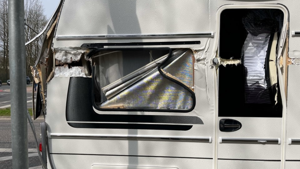 POL-MG: Fahrerflucht auf der Hubertusstraße - Zeugen gesucht - Foto: presseportal.de