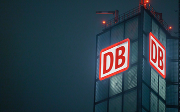 Die Deutsche Bahn hat ihre Bilanz für das Jahr 2025 vorgelegt. (Archivbild) - Foto: Carsten Koall/dpa