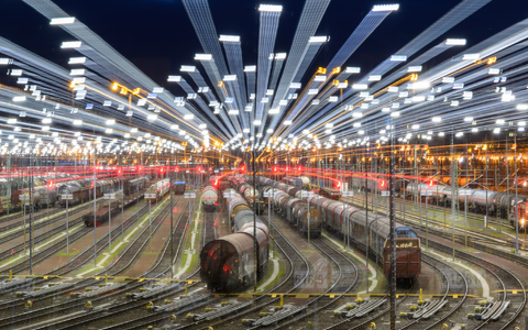 Ein großes Sorgenkind: die Bahn-Güterverkehrssparte DB Cargo. (Archivbild) - Foto: Hendrik Schmidt/dpa