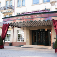 Fünf Sterne Baustelle - alles auf Anfang im Luxushotel Brenners - Foto: presseportal.de