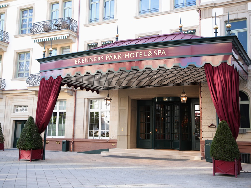 Fünf Sterne Baustelle - alles auf Anfang im Luxushotel Brenners - Foto: presseportal.de