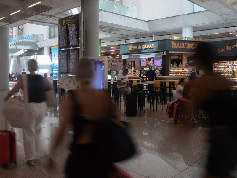 Die Gewerkschaften fordern bessere Arbeitsbedingungen und höhere Löhne. (Archivbild) - Foto: Clara Margais/dpa