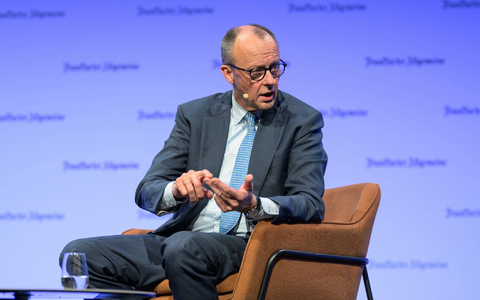 Der Kanzler kritisiert den US-Präsidenten erneut hart. - Foto: Hannes P. Albert/dpa