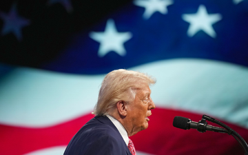 Trump kritisiert Merz. - Foto: Mark Schiefelbein/AP/dpa