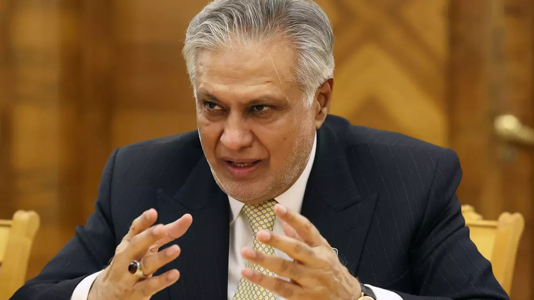 Pakistans Außenminister Ishaq Dar will sich um Deeskalation im Iran-Krieg bemühen. (Archivbild) - Bild: Shamil Zhumatov/Pool Reuters/dpa