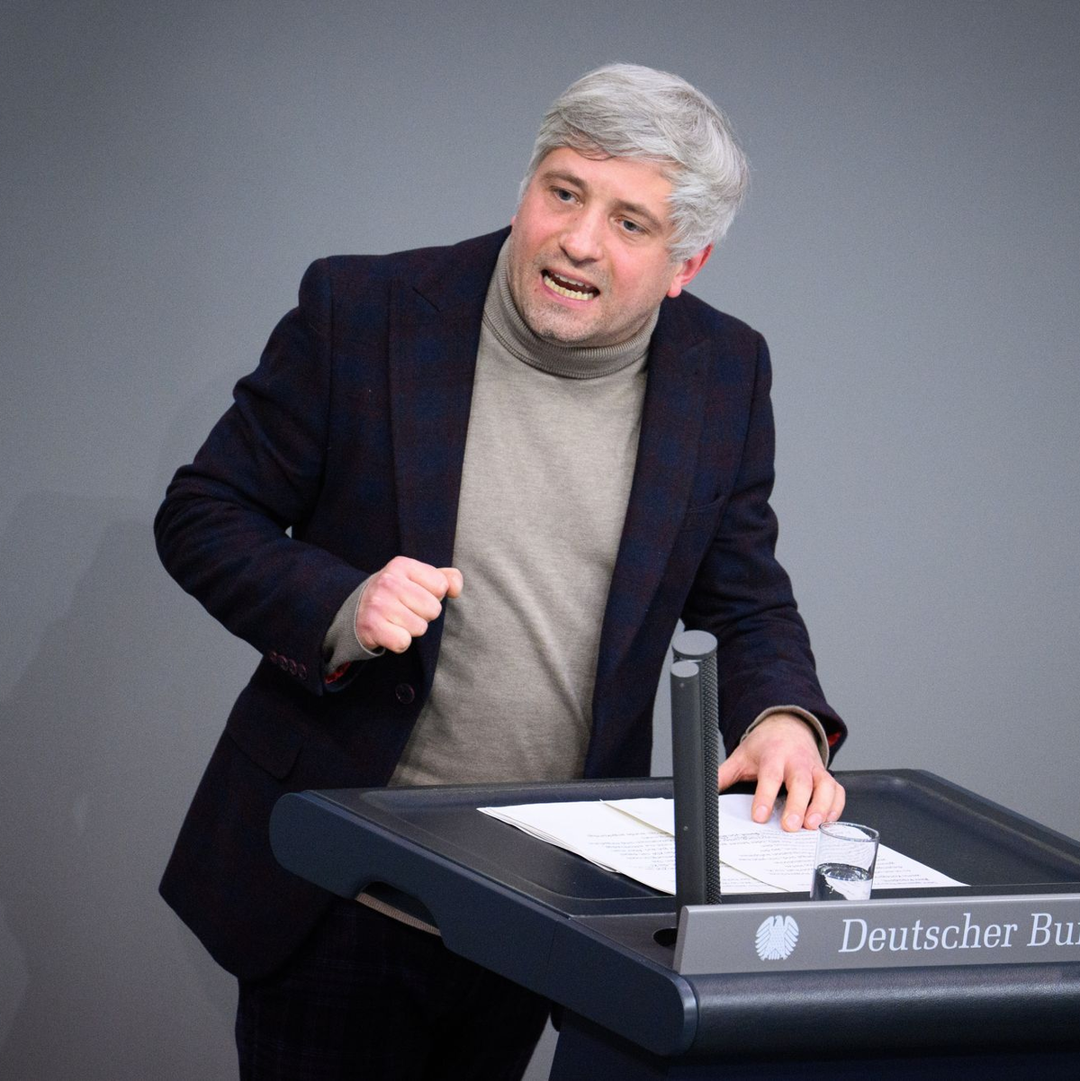 Der Linken-Politiker David Schliesing sieht Verbote skeptisch. (Archivbild) - Foto: Bernd von Jutrczenka/dpa