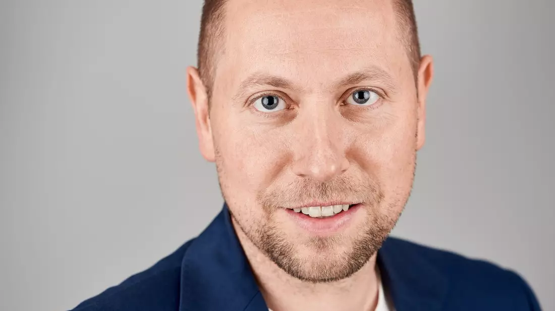 Warum gute Führung nicht automatisch zur Beförderung führt - das CAREER STANDOUT PROGRAM setzt auf strategische Positionierung - Bild: presseportal.de