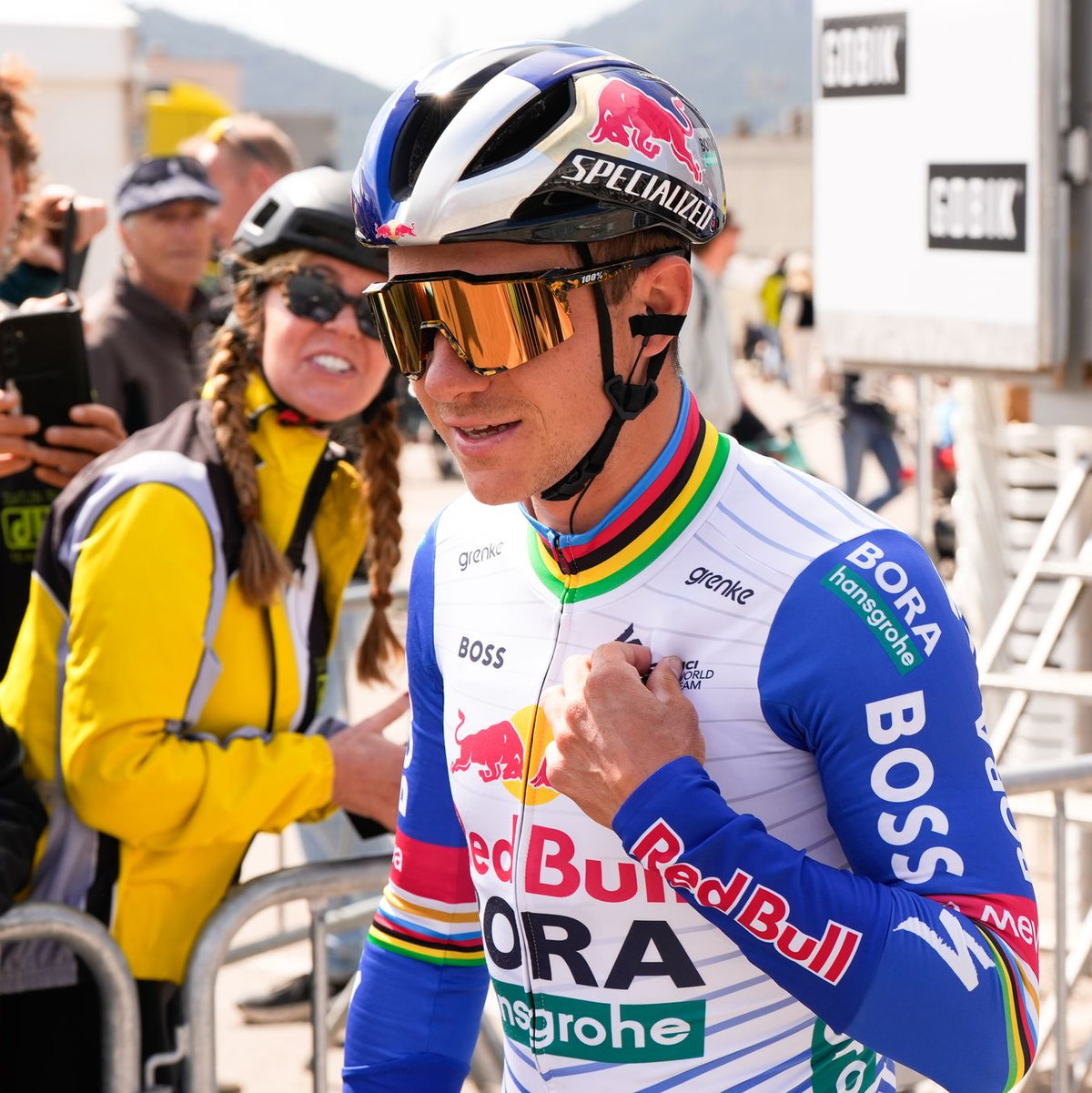 Ein Weltmeister als Helfer? Remco Evenepoel hatte bei der Katalonien-Rundfahrt damit kein Problem. (Archivbild) - Foto: Nicolás Carvalho Ochoa/dpa