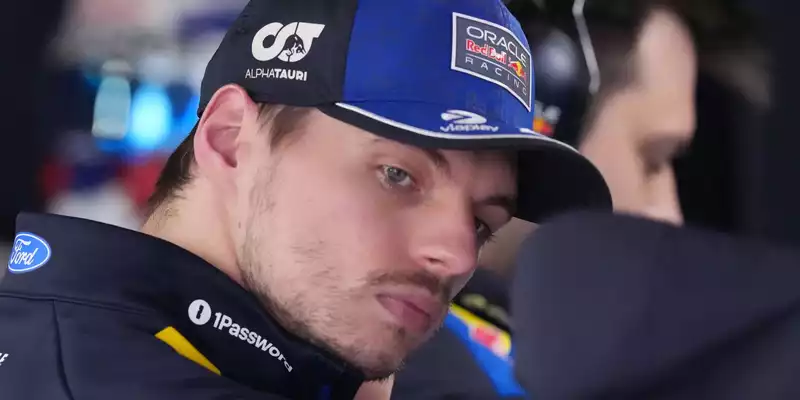 Max Verstappen droht immer offener mit einem Rücktritt. - Foto: Hiro Komae/AP/dpa
