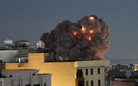 Teheran wird am Morgen erneut Ziel heftiger Luftangriffe.  - Foto: Shadati/XinHua/dpa