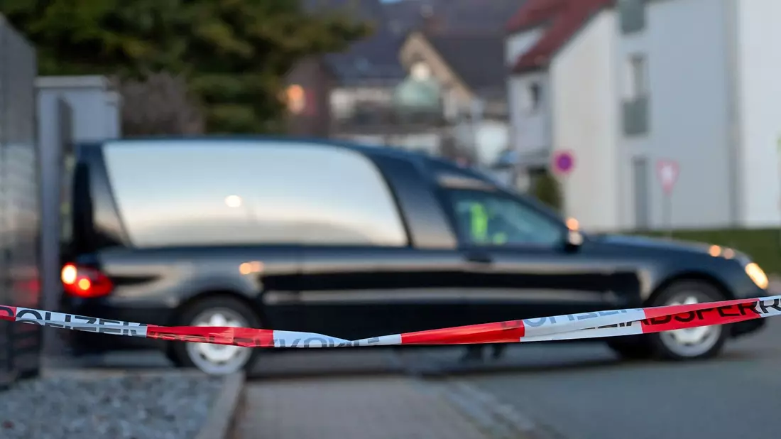 In der Nähe von Nürnberg sind drei Leichen gefunden worden.  - Bild: Pia Bayer/dpa