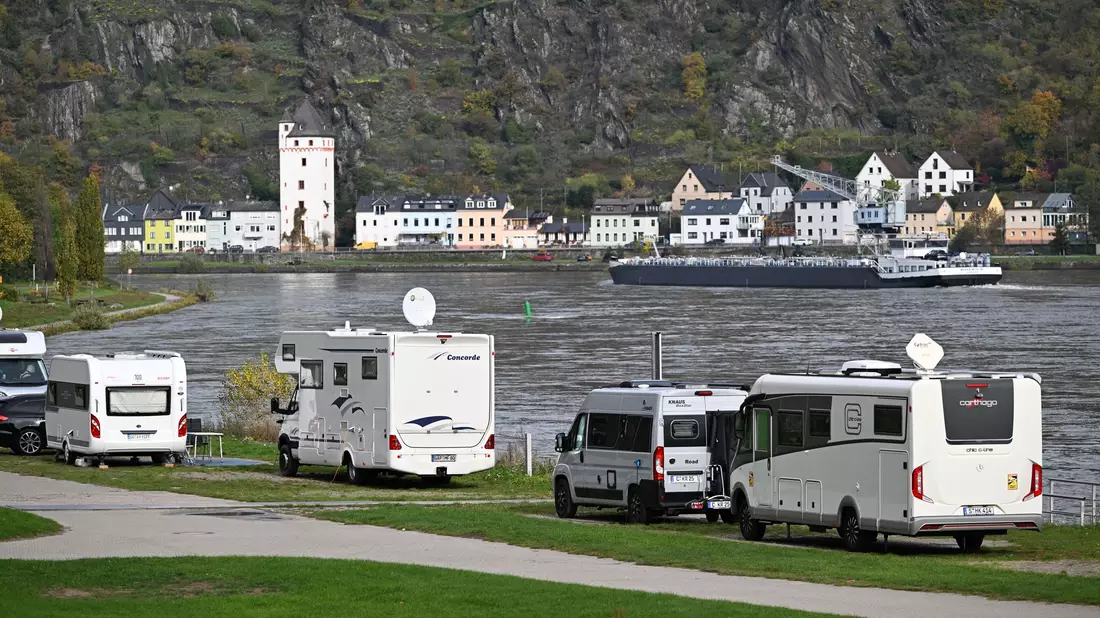 Auch im Binnenland gibt es zahlreiche Camping-Möglichkeiten.  - Bild: Arne Dedert/dpa